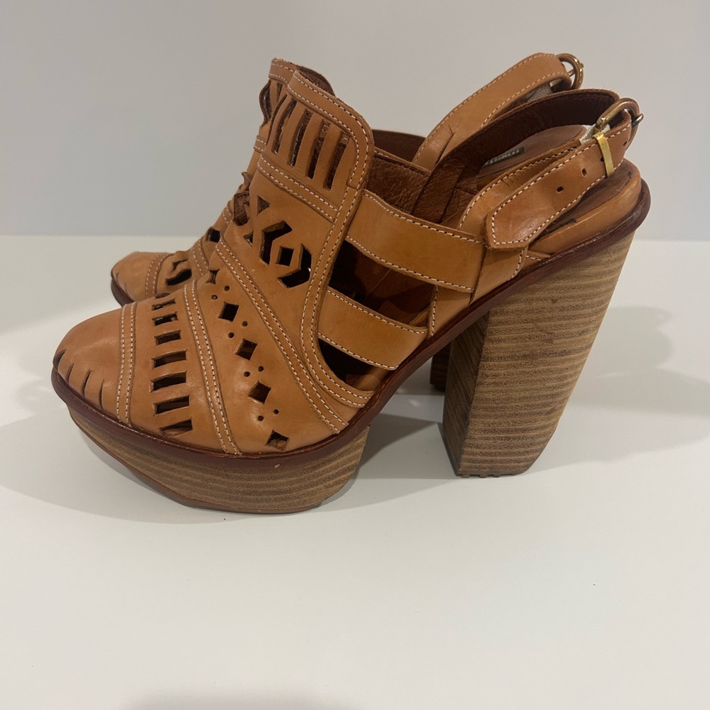 Miista Ori Tan Leather Platform Sandals SIZE 40